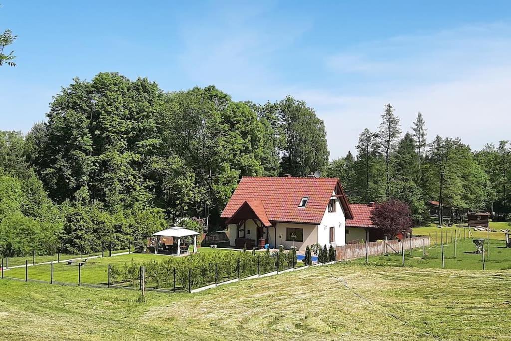 Villa Dom Na Polanie Brzeznica  Exterior foto